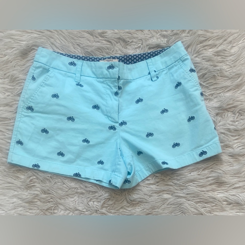Cute women’s size 6 Cambridge Dry Goods shorts with bicycle print.